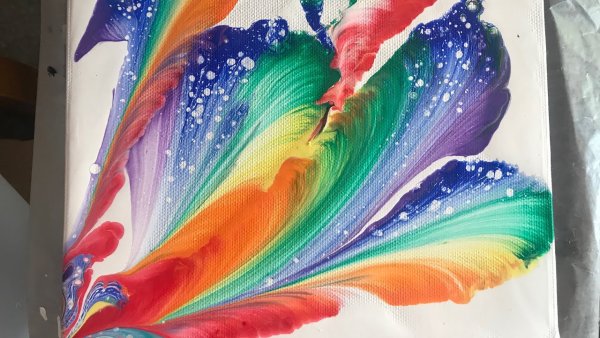 Радужный акрил