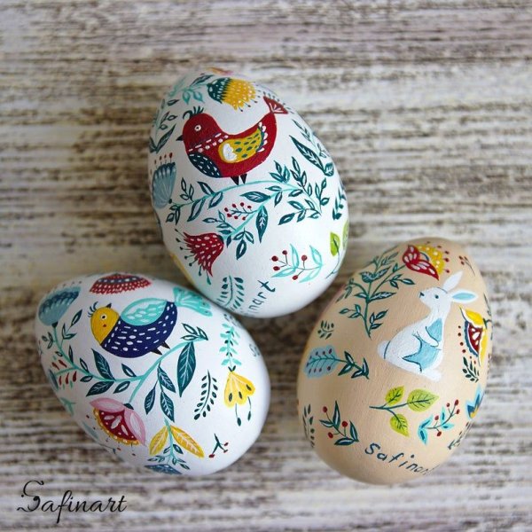 Роспись пасхальных яиц фломастерами