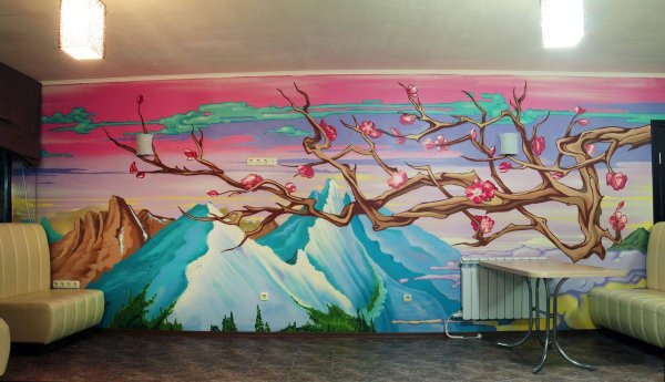 Дерево на стене