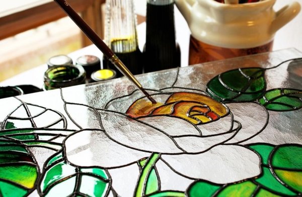 Витражи на стекле