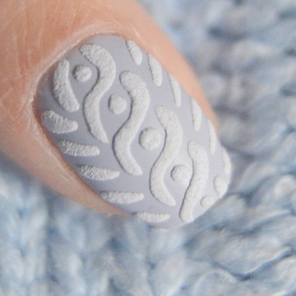 Объемные узоры на ногтях