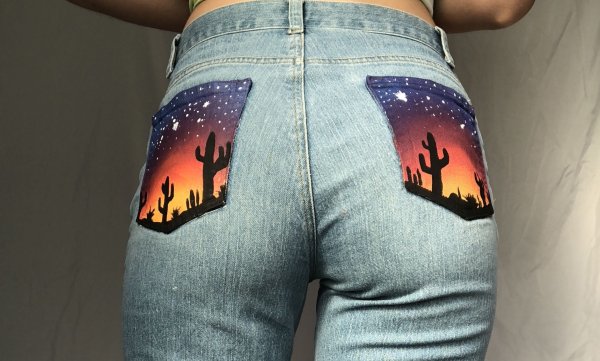 Разрисованные шорты