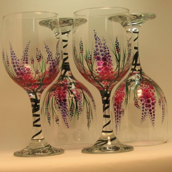 Роспись бокалов акриловыми красками