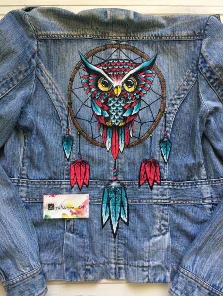 Роспись одежды джинсовой куртки