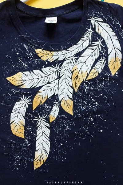 Роспись одежды перья