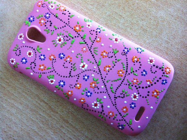 Разрисовать чехол