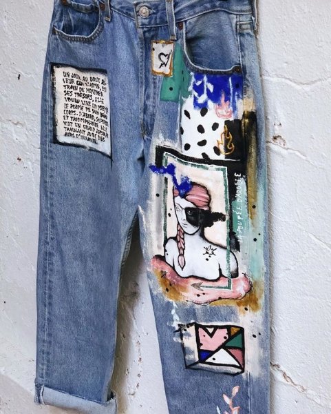 Роспись одежды акриловыми красками