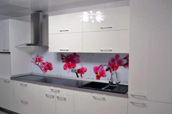 Фартук на кухонный гарнитур