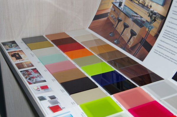 Пластик Frizzz