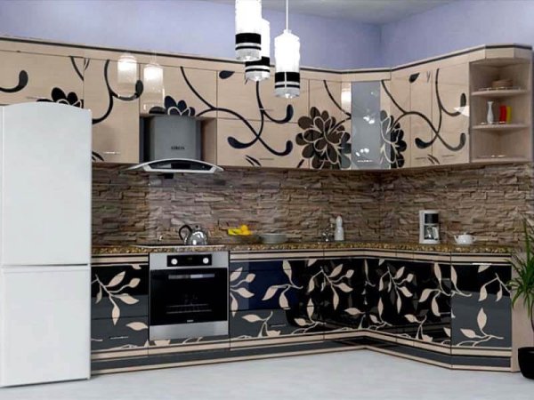 Кухонный гарнитур с узорами