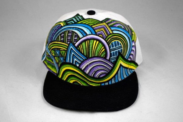 Роспись бейсболок