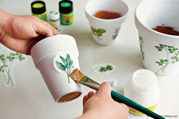 Красим горшки для цветов