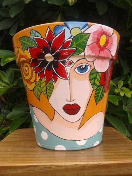 Разрисовать цветочный горшок