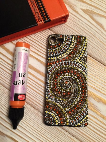 Точечная роспись чехла