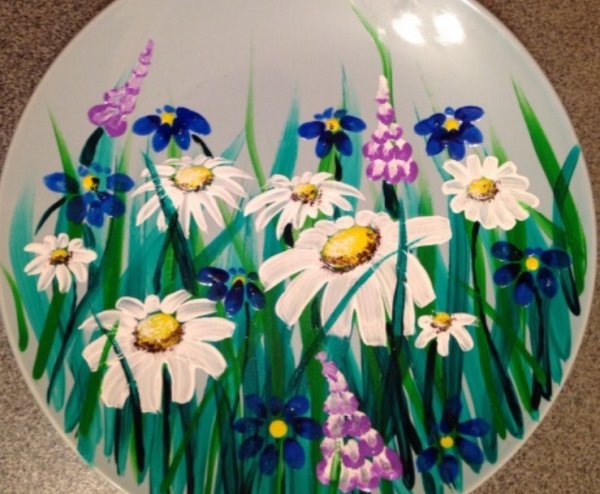 Расписные тарелки акрилом