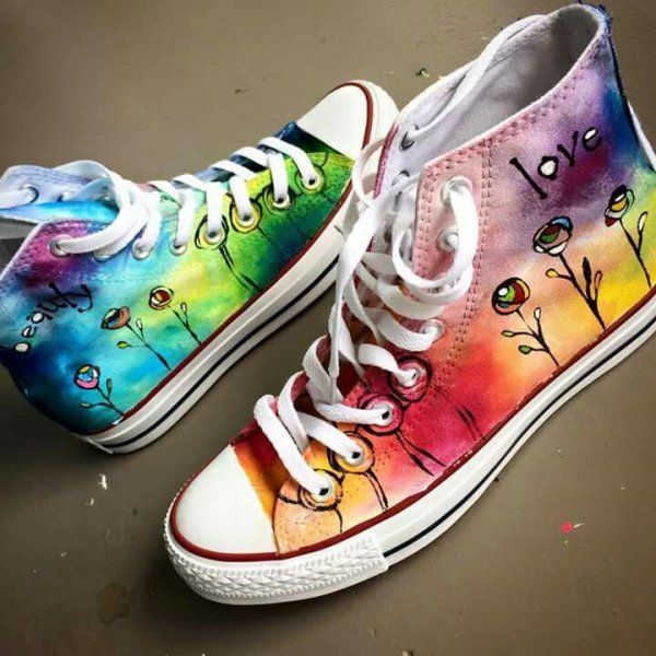 Разрисованные кеды