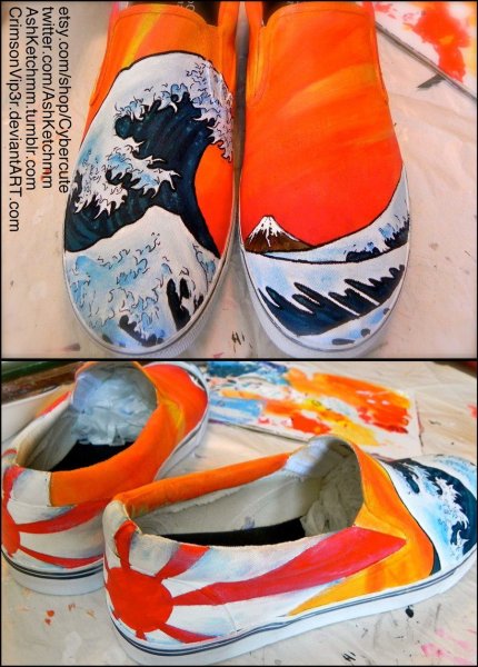 Разрисованные сапоги краской