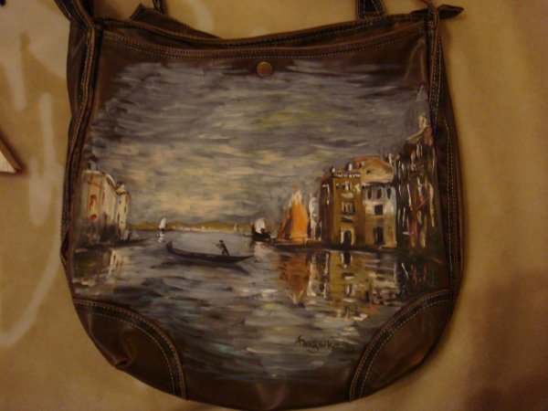 Рисование на коже акриловыми красками