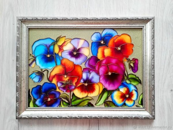 Витражная роспись Анютины глазки