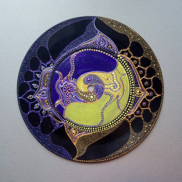 Точечная роспись акриловыми красками