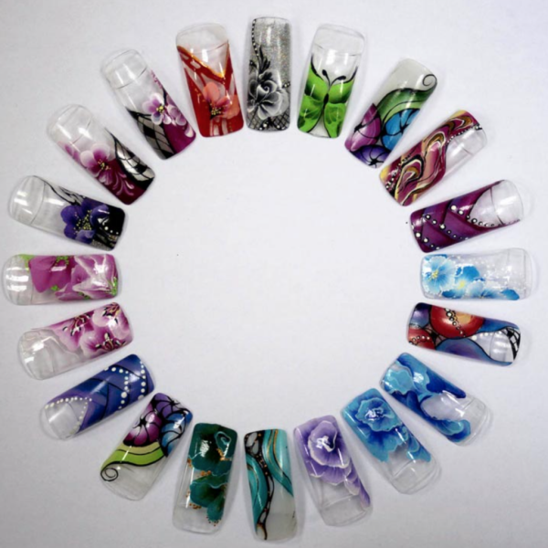 Роспись на ногтях акриловыми красками