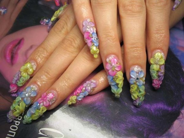 Наращивание ногтей с лепкой