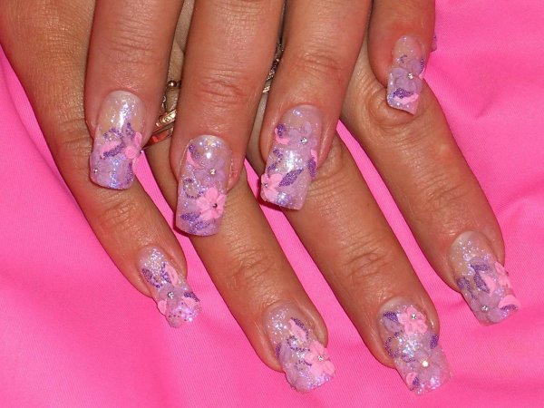 Нарощенные ногти с лепкой