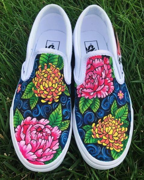 Расписные кроссовки