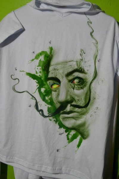 Разрисованные футболки