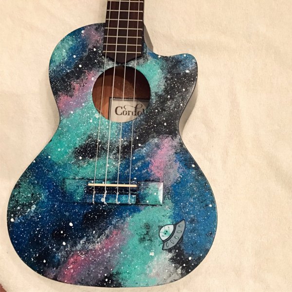 Разрисованная гитара