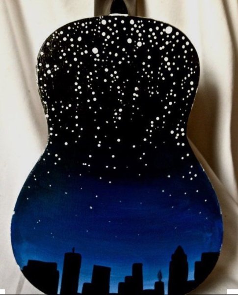 Разукрашенные гитары