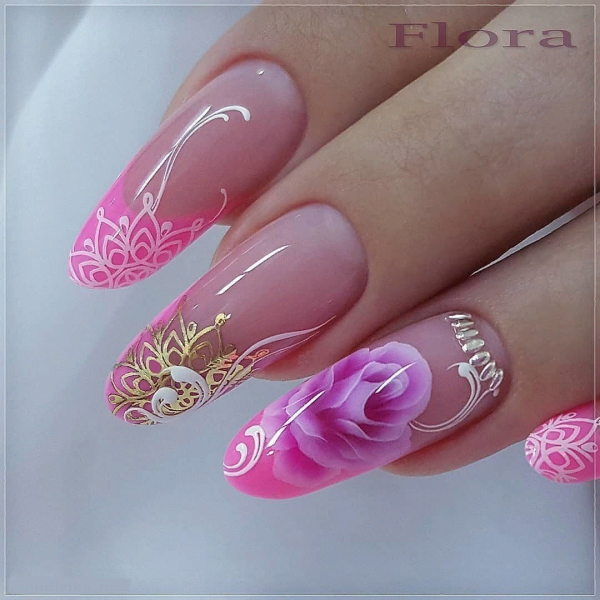 Маникюр с росписью