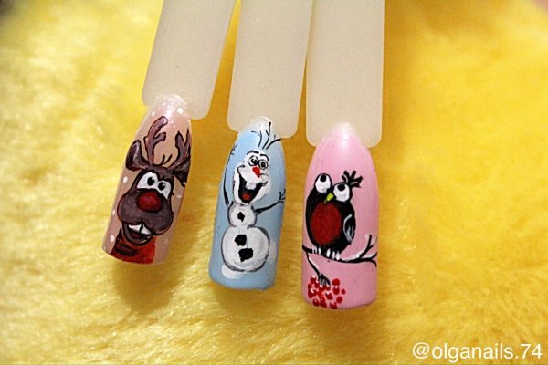 Новогодние мультяшки на ногтях