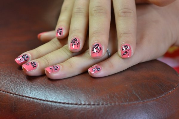 Наращивание ногтей маленькие ногти с узорами