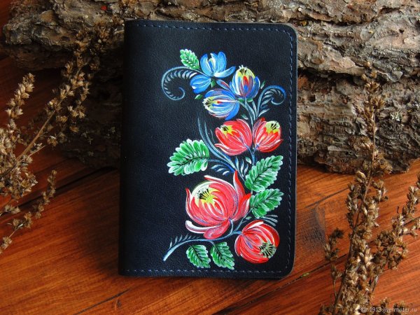 Роспись по коже акриловыми красками