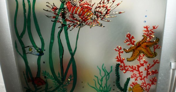 Витраж аквариум с рыбками