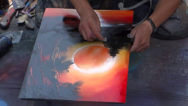 Рисование аэрозольными баллончиками