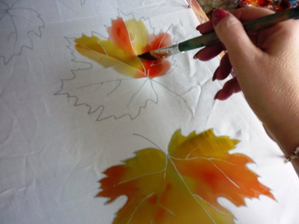 Батик осенние листья