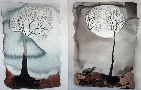 Дерево на акварельной бумаге черное