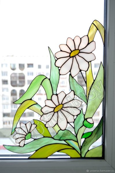 Витражные окна