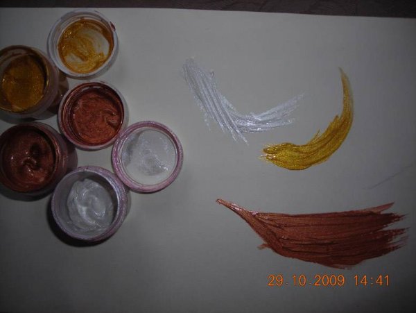 Рисунки перламутровой гуашью