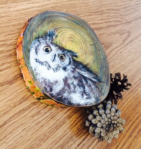 Рисование на спиле дерева акрилом