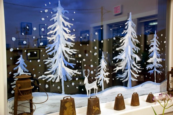 Украшение окон на новый год гуашью