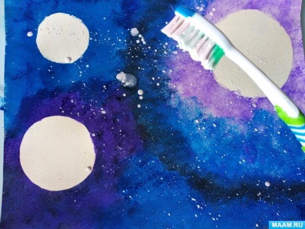 Космос в нетрадиционной технике рисования