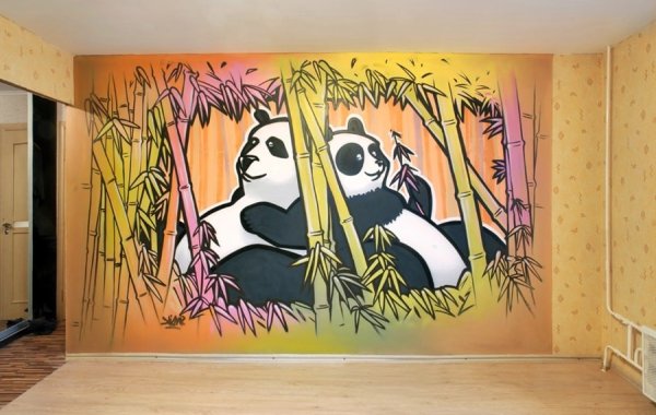 Граффити на стене в квартире