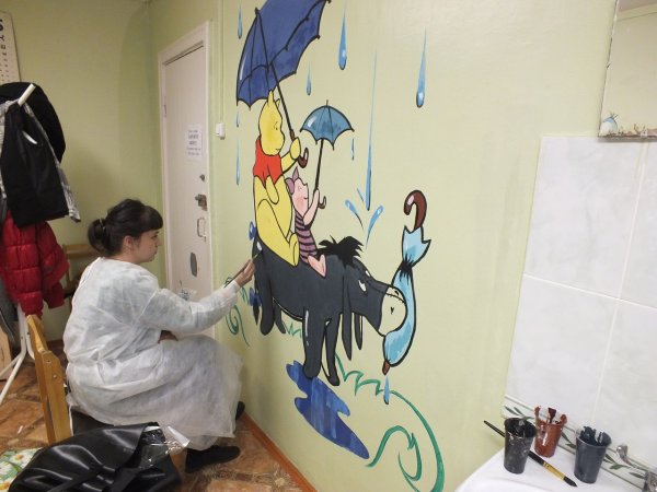 Рисуем на стене в детской