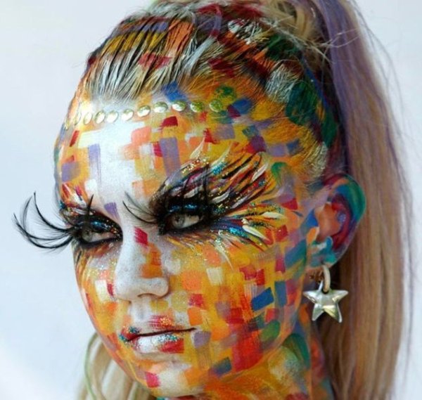 Картины в стиле бодиарт