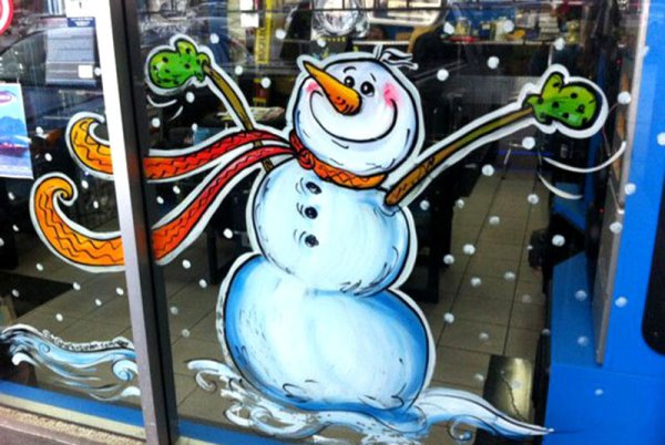 Новогодние узоры на витрине