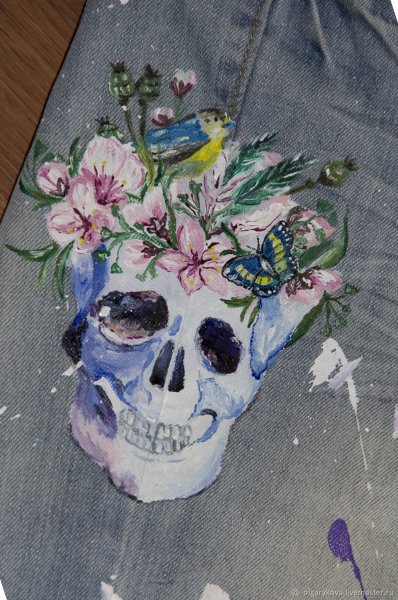 Рисование на джинсах