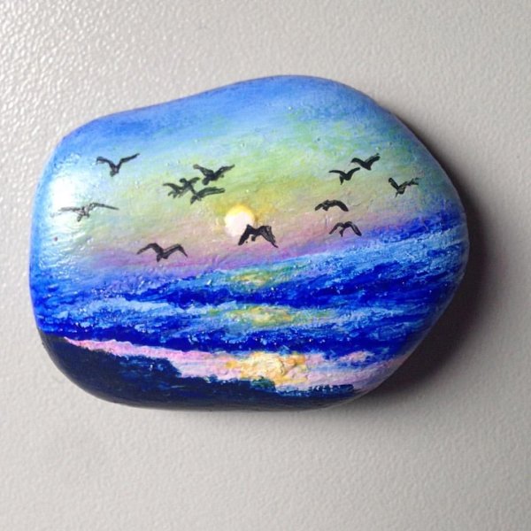 Рисование на камушках гуашью